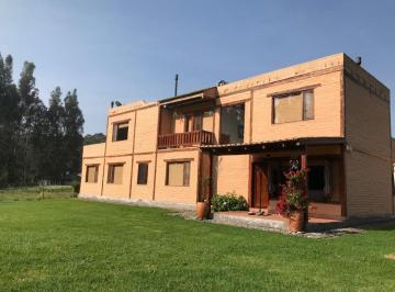 Hacienda-Quinta de 3 habitaciones, Cayambe · Linda Quinta Ideal Para Proyectos Turisticos
