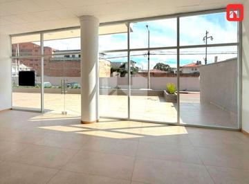 Casa de 1 habitación, Cuenca · Arriendo Local Comercial en Cuenca – Sector Remigio Tamariz (Ar4136)