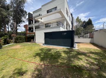 Departamento · 180m² · 3 Habitaciones · 2 Estacionamientos · Departamento - Ruta Viva