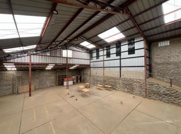 Bodega-Galpón · 990m² · Oportunidad de Inversión Nave Industrial en Venta Narancay - Cuenca