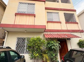 Casa de 6 habitaciones, Guayaquil · Casa Rentera, Kennedy Vieja, Cerca Policentro