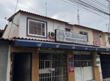 Casa de 3 habitaciones, Guayaquil · Casa de Uso Mixto en Venta en Mucho Lote 2