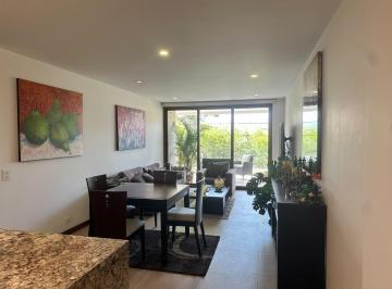 Departamento · 84m² · 2 Habitaciones · 2 Estacionamientos · Departamento en Cumbayá