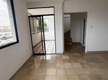 Departamento de 3 habitaciones, Guayaquil · En Venta Departamento con Vista2do Piso con Amplia Terraza