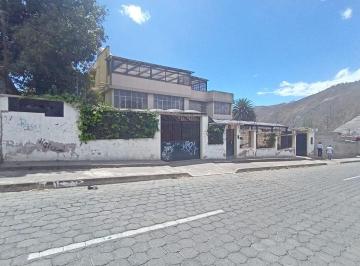 Casa de 8 habitaciones, Quito · Venta Casa Rentera Sector Pomasqui