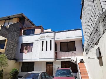 Casa de 11 habitaciones, Quito · Casa en Venta Sur de Quito Sector Las Cuadras