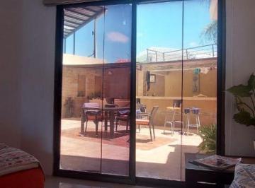 Casa de 3 habitaciones, Manta · Casa de 378 m² con 3 Dorm. en Venta en Playa Murciélago