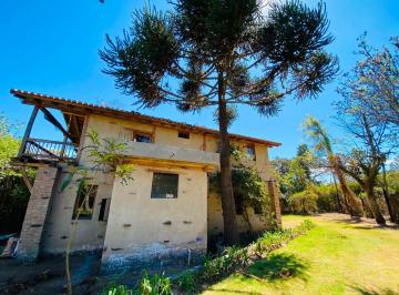 Casa de 4 habitaciones, Quito · Se Vende Casa en Tumbaco Sector Hilacril