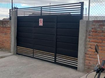 Terreno / Lote Alquiler · Rento Amplio Terreno 400 m² con Construcción
