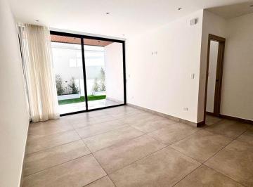 Suite de 1 habitación, Quito · Moderna Suite Arriendo Auqui Chico Cumbayá