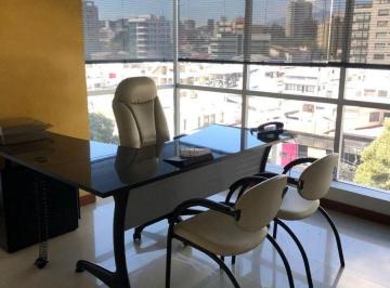 Oficina comercial , Quito · Se Renta Oficina 61 m², 5 Hambientes Dn Av República y Pradera