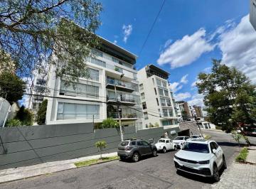 Departamento de 3 habitaciones, Quito · Moderno Departamento con Preciosa Vista, Amplio, Balcón, Sector Bellavista Quito
