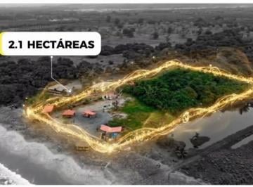 Terreno / Lote , Muisne · Terreno de 21000 m² en Mompiche Frente Al Mar