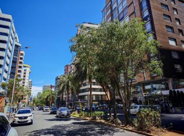 Departamento de 2 habitaciones, Quito · Rep. del Salvador Bonito Dpto Amoblado, Dos Dorm. $550, Oo Más Condominio