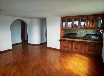 Departamento de 3 habitaciones, Quito · Lindo Dpto, Edf. Pequeño Ponceano, Luminoso, $360, Oo