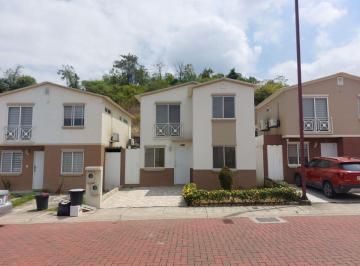 Casa de 4 habitaciones, Guayaquil · Casa de Alquiler en La Urbanización Villa del Rey, 4 Dorm..