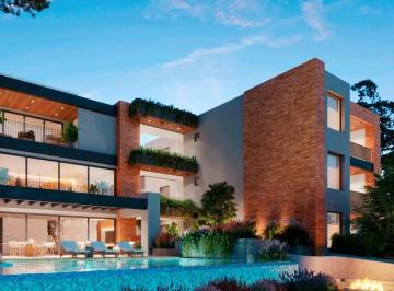 Suite de 1 habitación, Quito · Suite con Jardín y Sala Exterior con Chimenea, Conjunto de Primera Piscina, Gym Petzone