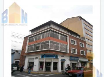 Edificio-Hotel-Fabrica · 567m² · Edificio Comercial Esquinero en Venta Frente a Quito Motores