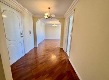 Departamento de 3 habitaciones, Quito · En Renta Apartamento de Tres Dorm. Sin Muebles 157 m² - Monteserrin