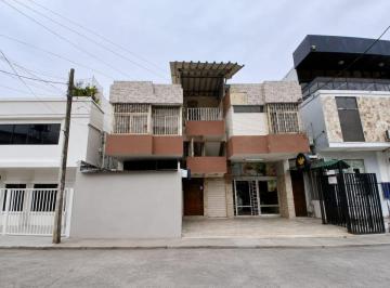 Casa de 6 habitaciones, Guayaquil · Venta Casa en Kenedy con Uso de Suelo Comercial L. Bermeo