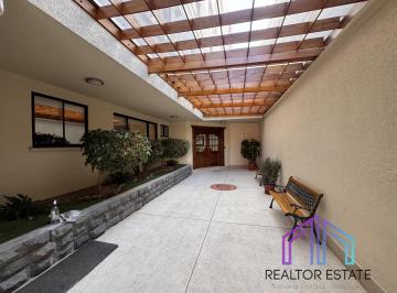 Departamento · 134m² · 3 Habitaciones · Departamento en Venta con Patio Independiente