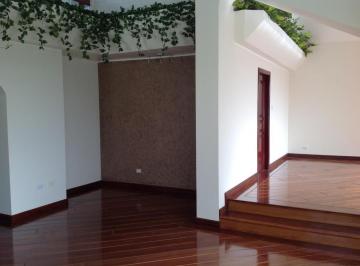 Casa · 540ha · 7 Habitaciones · 4 Estacionamientos · Venta Casa 4 Dorm. y Departamento de 3 Dorm. Urbanización El Condado - Quito