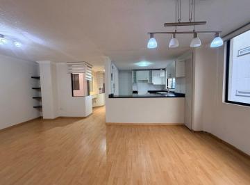 Departamento de 3 habitaciones, Quito · En Venta Departamento Monteserrin 3 Habitaciones 2 Estacionamientos