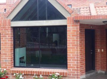 Casa de 2 habitaciones, Quito · Casa Venta Pomasqui