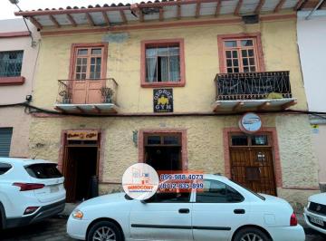 Casa de 4 habitaciones, Cuenca · Casa Rentera en Venta – Centro Históricosector Centro Histórico Cuenca