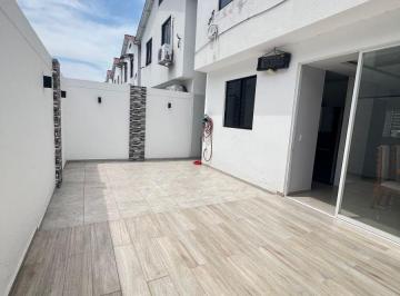 Casa de 3 habitaciones, Daule · Se Vende Acogedora Casa en Urbanización Napoli