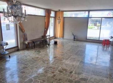 Casa de 1 habitación, Guayaquil · Urdesa Central Av Principal Propiedad en Venta