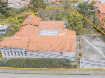 Casa · 230m² · 5 Habitaciones · En Venta Amplia Propiedad en El Sector de Uchupucu