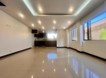 Departamento · 110m² · 3 Habitaciones · 2 Estacionamientos · Cumbayá,deparamento Duplex, 110 m², 3 Dorm..