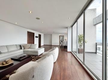 Departamento · 200m² · 3 Habitaciones · 3 Estacionamientos · Departamento PH con Terraza de Renta en Urb. Vista Grande, Miravalle