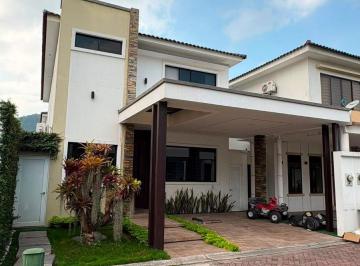 Casa de 4 habitaciones, Guayaquil · Casa en Alquiler Urb Punta Esmeralda 4 Dorm.