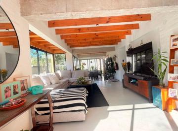Casa de 4 habitaciones, Quito · Casa en Venta Independiente en Chiviqui, Tumbaco