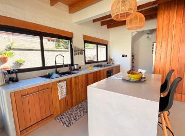 Casa de 4 habitaciones, Quito · Vendo Casa Independiente en Chiviqui, Tumbaco