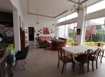 Casa de 4 habitaciones, Quito · Arriendo Casa Independiente en La Armenia.