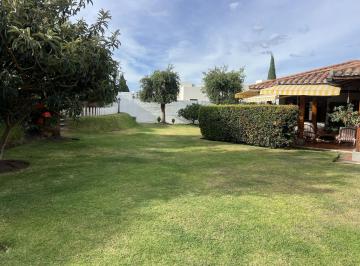 JARDIN POSTERIOR · Venta Casa en cumbayá(La Primavera) en Urbanización Privada