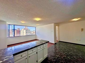 Suite de 2 habitaciones, Quito · Luminosa Suite en Arriendo Sector Rumipamba