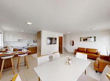 Casa de 3 habitaciones, Quito · Casa de 265 m² con 3 Dorm. en Venta en Calderón
