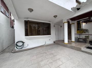 Departamento de 3 habitaciones, Guayaquil · Departamento Planta Baja en Alquiler en Cumbres