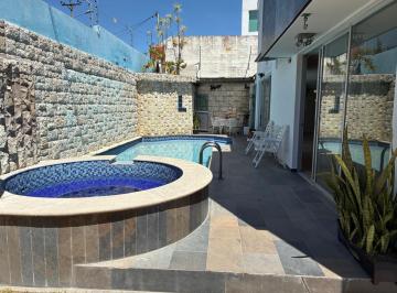 Local comercial · 325m² · 4 Habitaciones · 2 Estacionamientos · Mga / Venta Casa Rentera, Ideal Para Negocios, Cumbaya