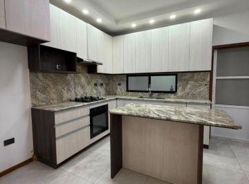 Casa de 4 habitaciones, Guayaquil · Urb Punta Esmeralda Casa en Venta 4 Dorm.