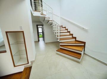Casa de 3 habitaciones, Quito · Casa Independiente en Venta, Ponceano, 3 Dorm.