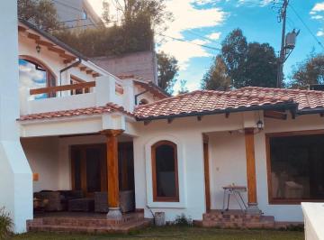 Casa de 3 habitaciones, Quito · Rento Casa en Intervalles Estilo Santa Fe en Urbanización Pallares Memeses