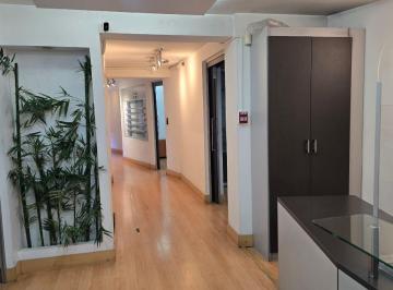 Oficina comercial , Quito · Oficina Corporativa de 203 m² en Venta | Amplia, Funcional y Segura en El Bosque