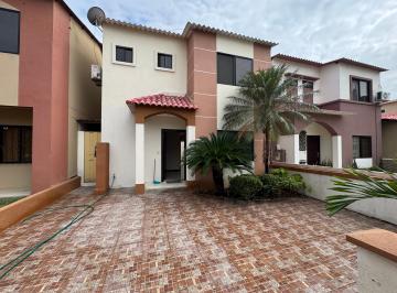 Casa de 3 habitaciones, Daule · En Venta Casa de 3 Dorm. en Urb. Villa Club.