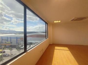 Oficina comercial · 37m² · 1 Estacionamiento · Oficina en Renta en Edificio Corporativo Junto Al Ventura Mall | 37 m² | Tumbaco
