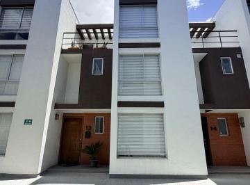 Casa de 3 habitaciones, Quito · San Camino Calderón, Casa en Liquidación